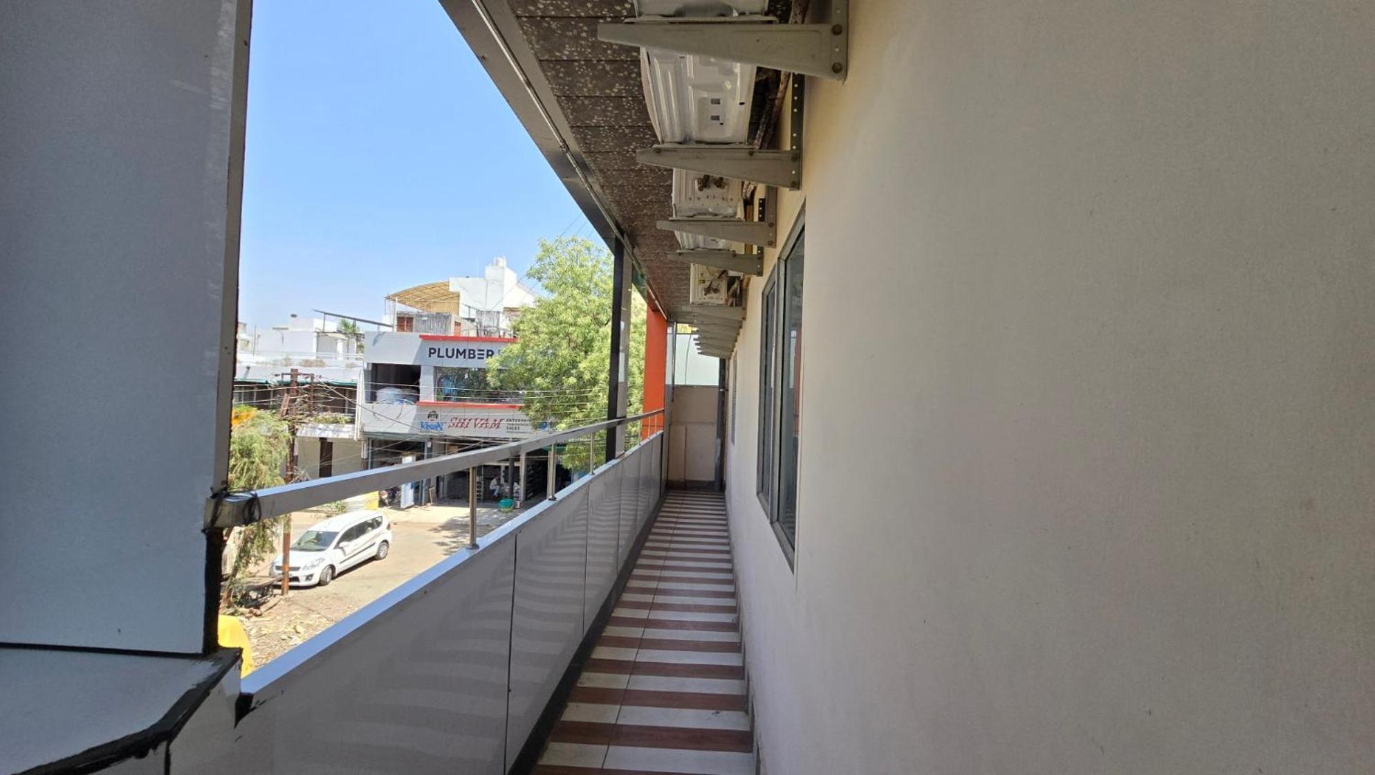 Hotel Maheshwari Green'S Ujjain Exterior photo